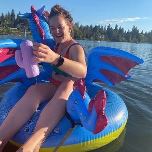 Meet your Posher, Alice